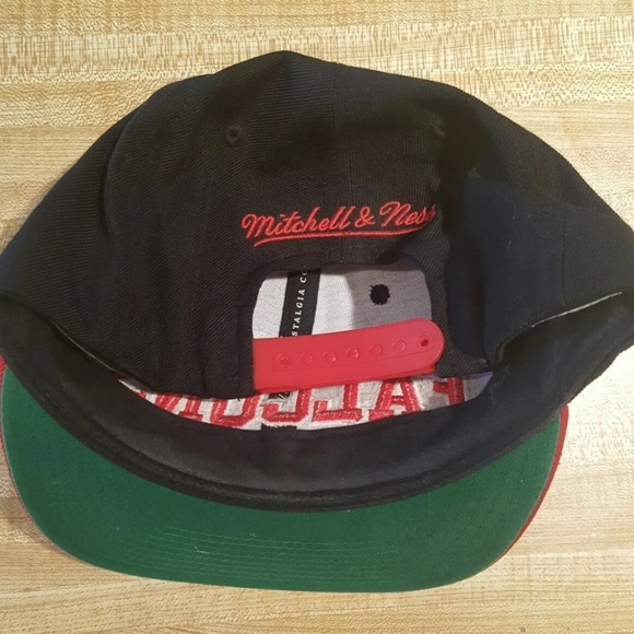 Atlanta Falcons Snapback Block Lettering Mitchell - Picture 2 of 3